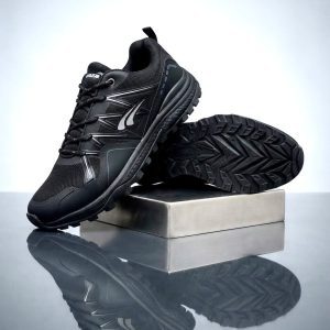 Amass Lightweight Hiking Shoes